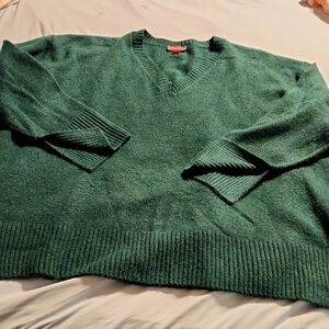 Beautiful Green V-neck Sweater Vince Camuto Size 3X